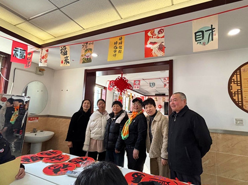 2017年10月24日（重阳节）到石景山福利养老院慰问老人.JPG